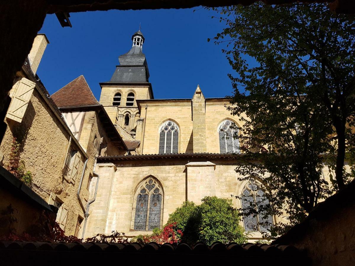 Appartement Le Cardinal Sarlat Exterior foto